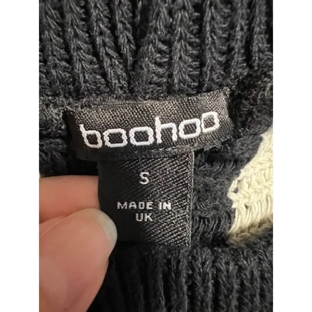 Boohoo Women's Black Cream Vertical Stripe Crochet Knit Wide Leg Pants SZ S